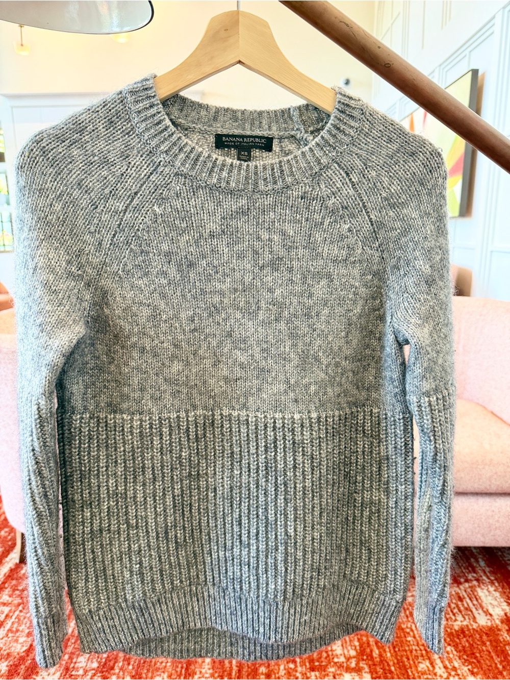 Banana Republic Women's Gray Crewneck Wool Blend Sweater-PreOwned-XS